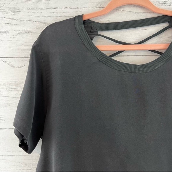 Chaser Gray Open Back Short Sleeve Top - Picture 5 of 7